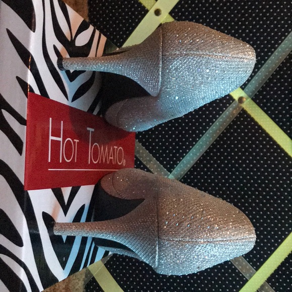 Silver heels - Picture 4 of 4